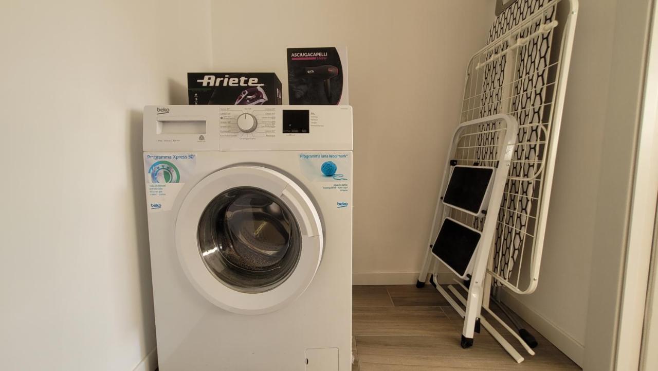 Milano City Apartments - Stylish House Free Wifi-Parking-Airport Экстерьер фото
